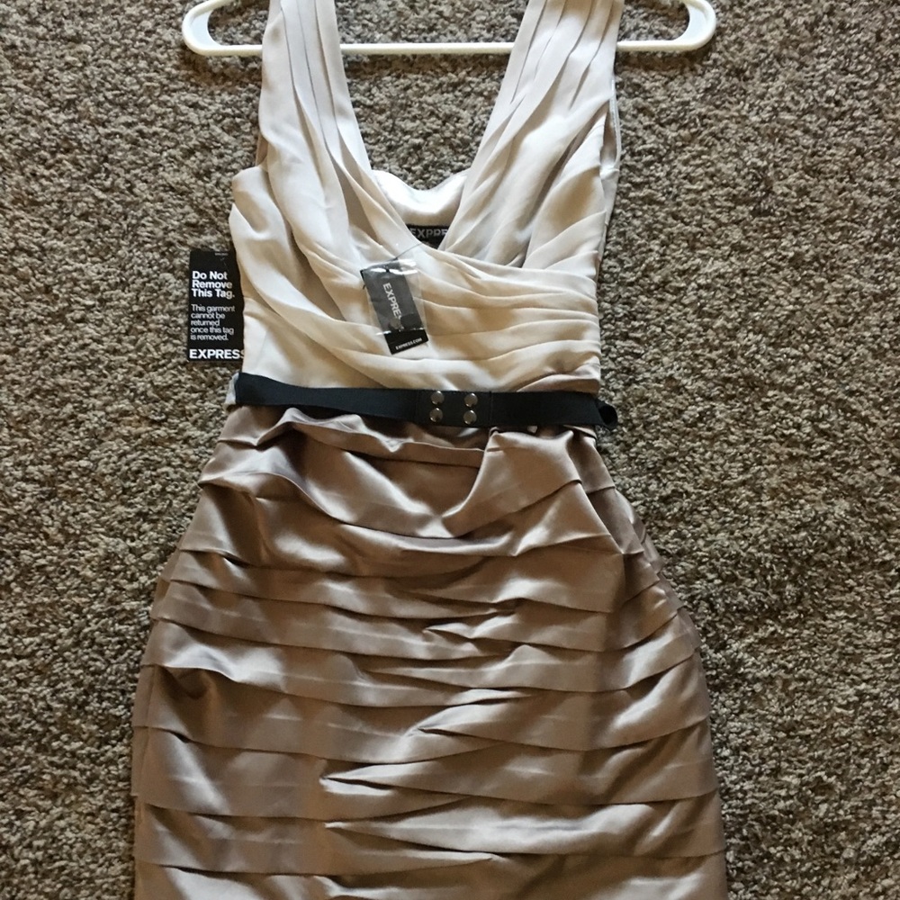 Express two toned dress size 0 NWT